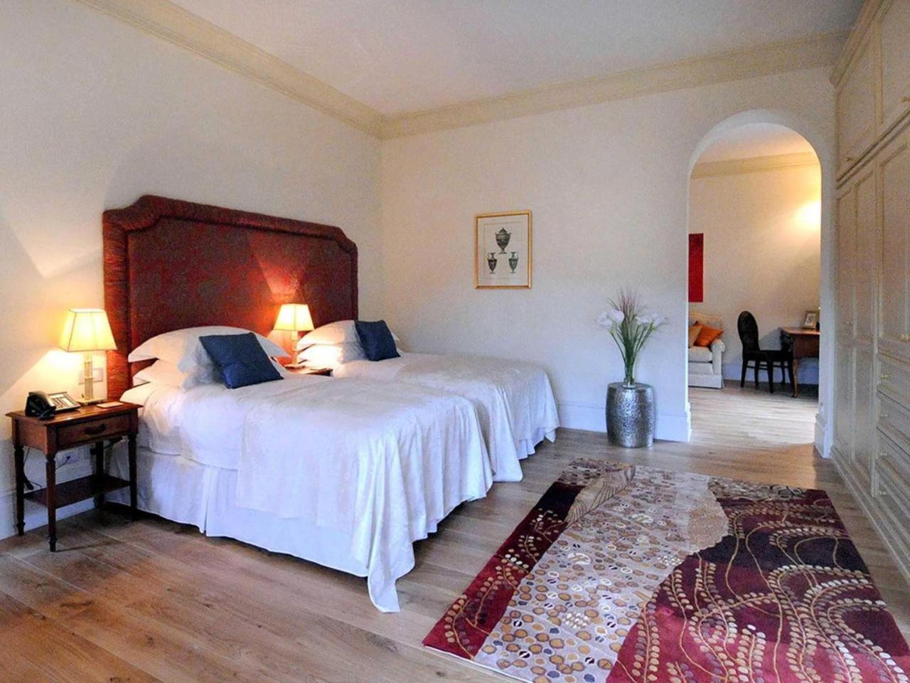 Hotel Villa Casanova ลุคคา ภายนอก รูปภาพ
