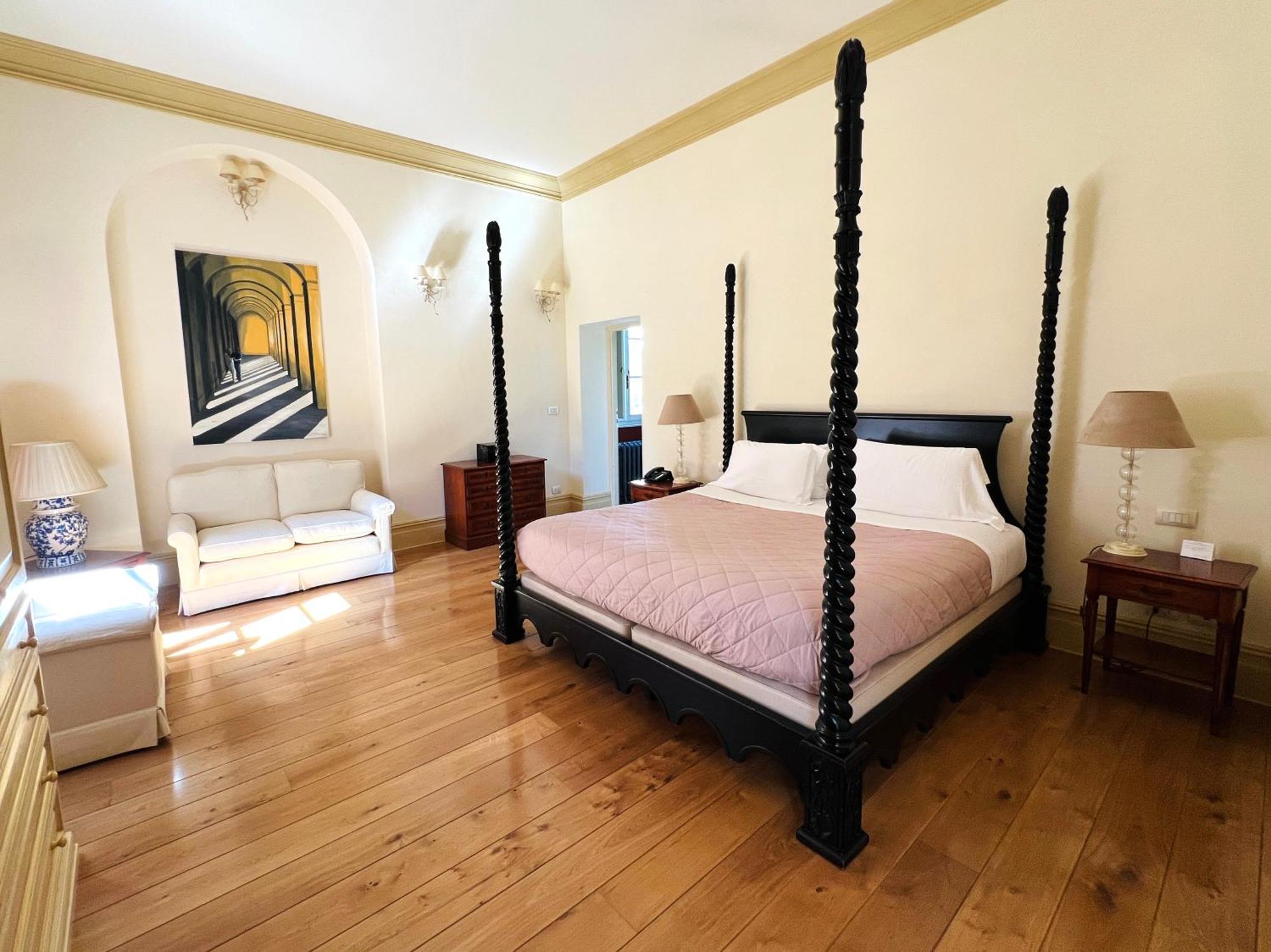 Hotel Villa Casanova ลุคคา ภายนอก รูปภาพ