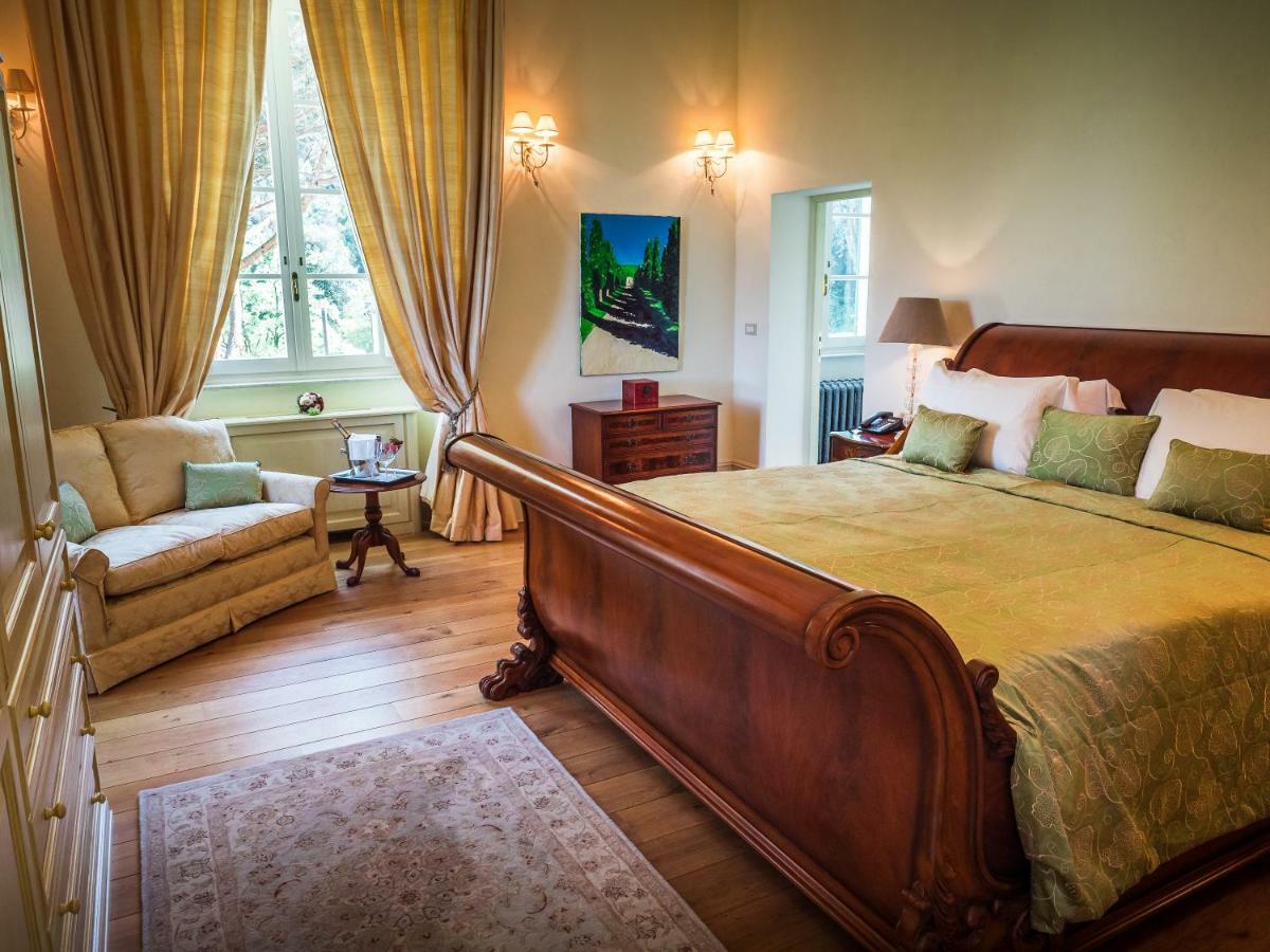 Hotel Villa Casanova ลุคคา ภายนอก รูปภาพ